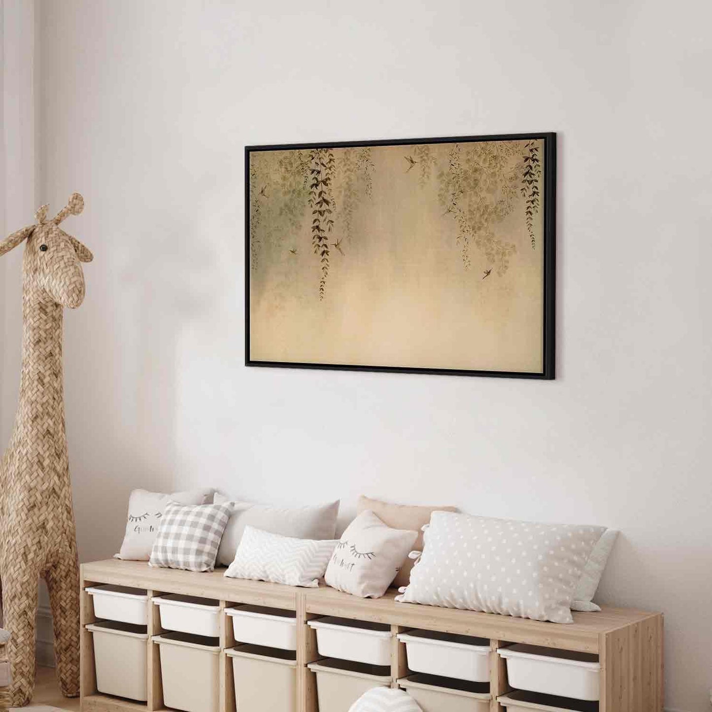 Vårhage - Kolibrier blant tregrener i beige nyanser
