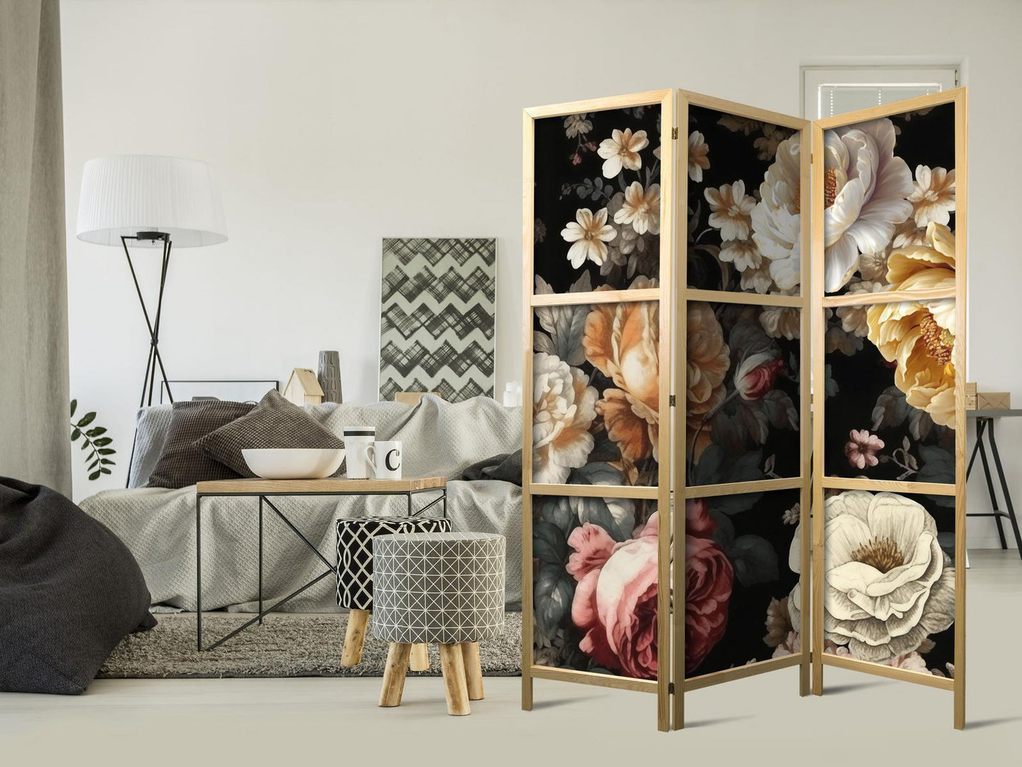 Blomsterdekorasjoner i vintagestil - store fargerike blomster på svart bakgrunn