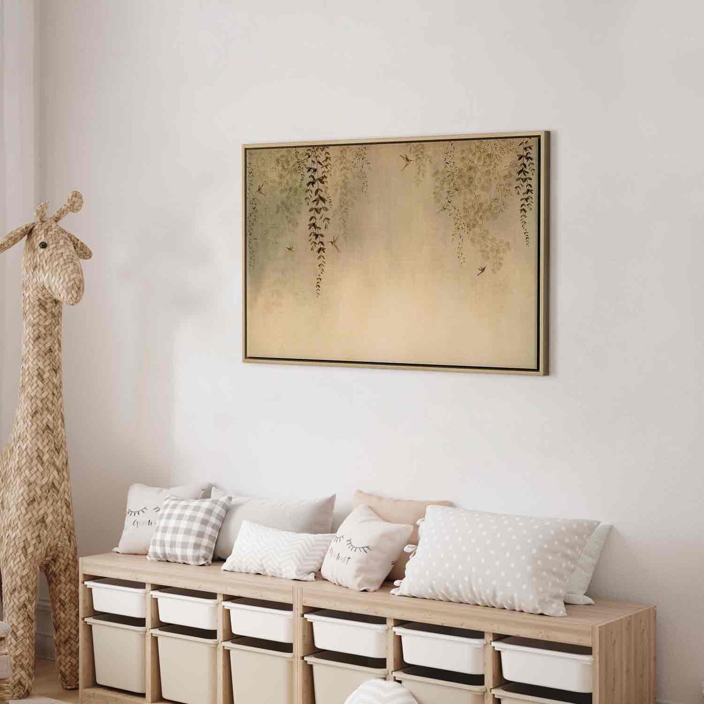 Vårhage - Kolibrier blant tregrener i beige nyanser