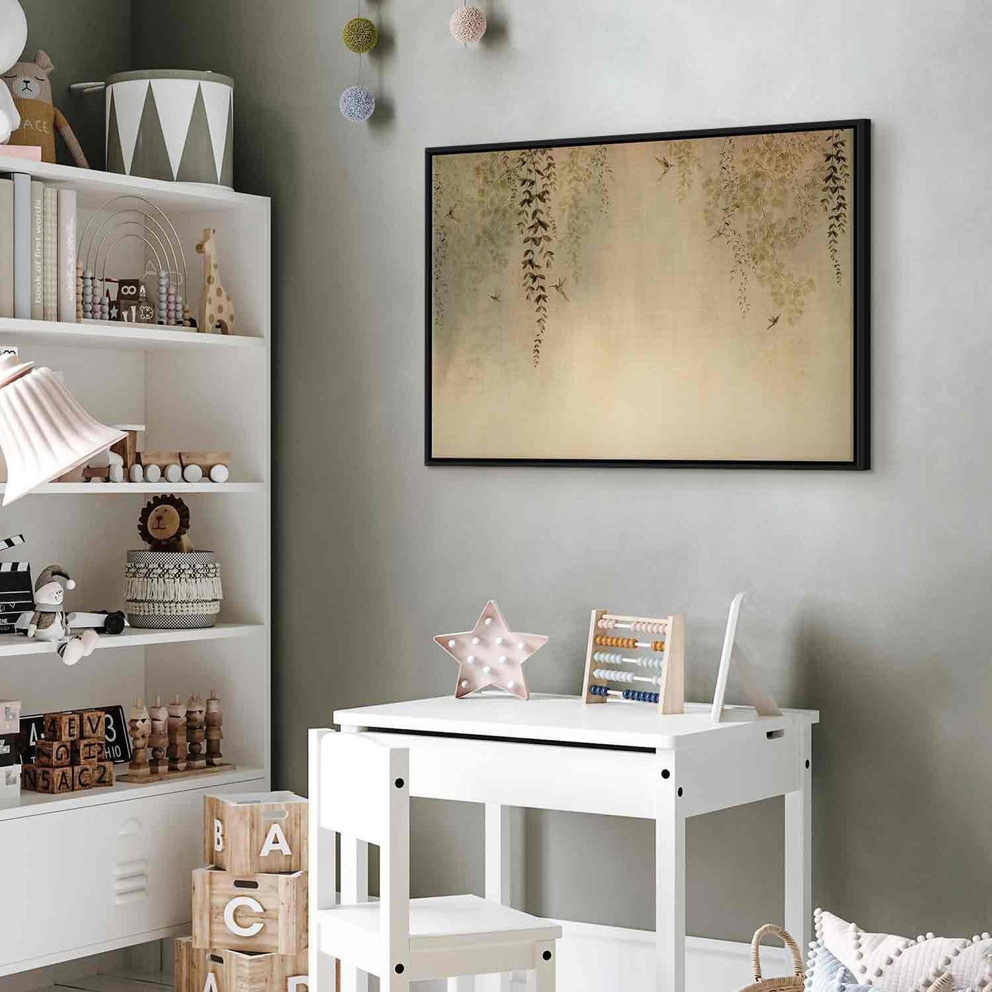 Vårhage - Kolibrier blant tregrener i beige nyanser