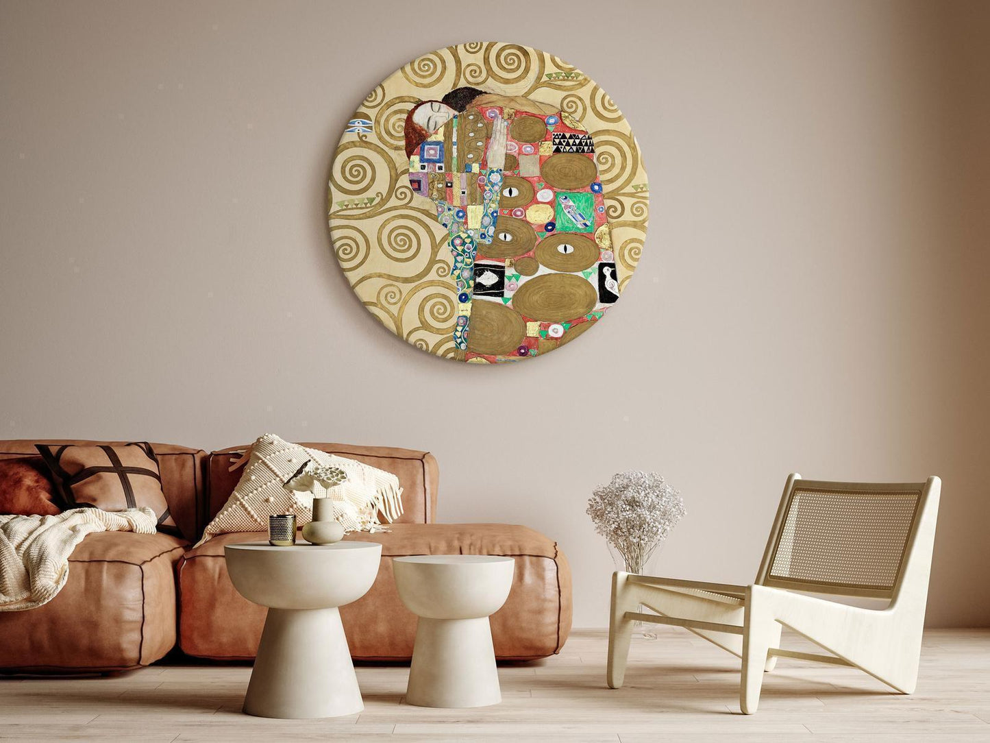 Gustav Klimts oppfyllelse - et abstrakt portrett av et par i omfavnelse