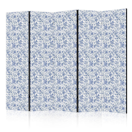 Illustrasjon i vintagestil - Blå blomster på hvit bakgrunn