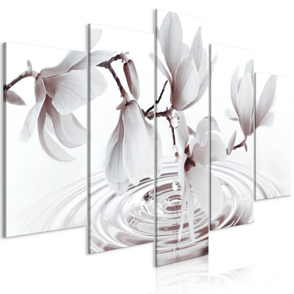 Magnoliaer over vann (5 deler) Bred Grå
