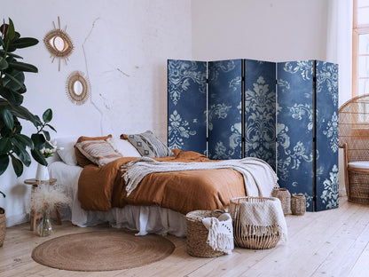 Retro Ornament - Dekorativt motiv i Rubbed Blues